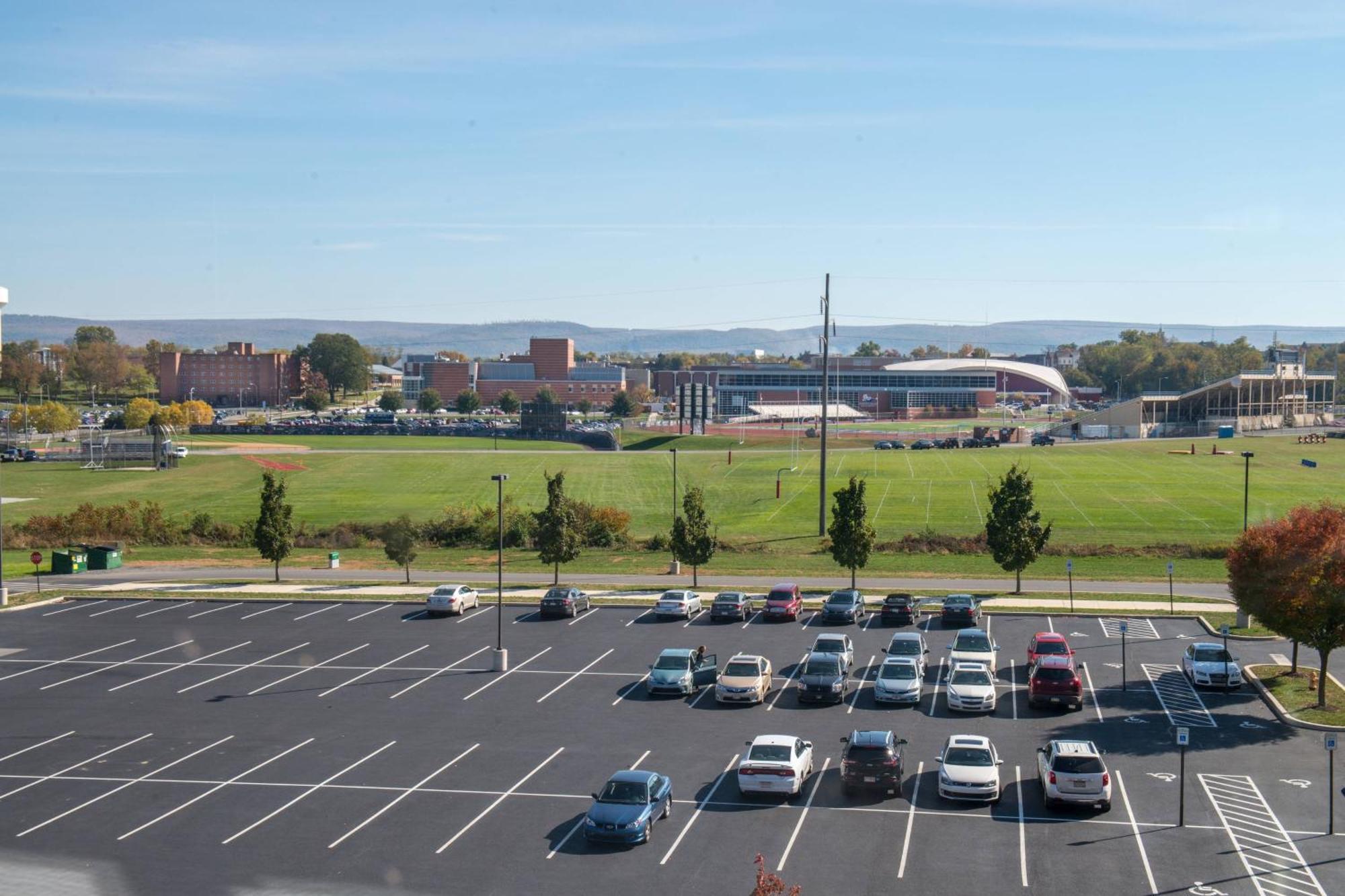 Courtyard By Marriott Shippensburg Hotel Exterior foto